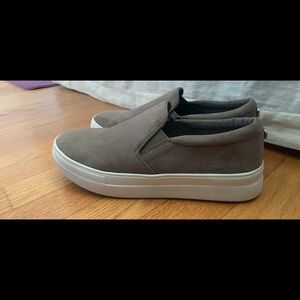Steve Madden Gills Slip On Shoes